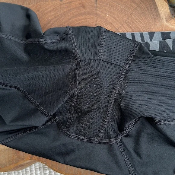 Nike - Picture 6 of 10